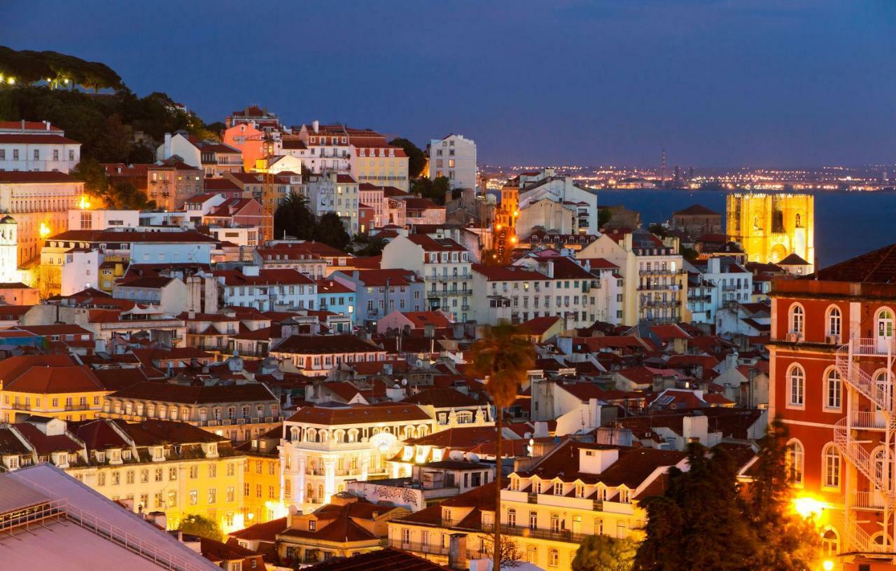 דירות Lisbon Alfama Street View מראה חיצוני תמונה